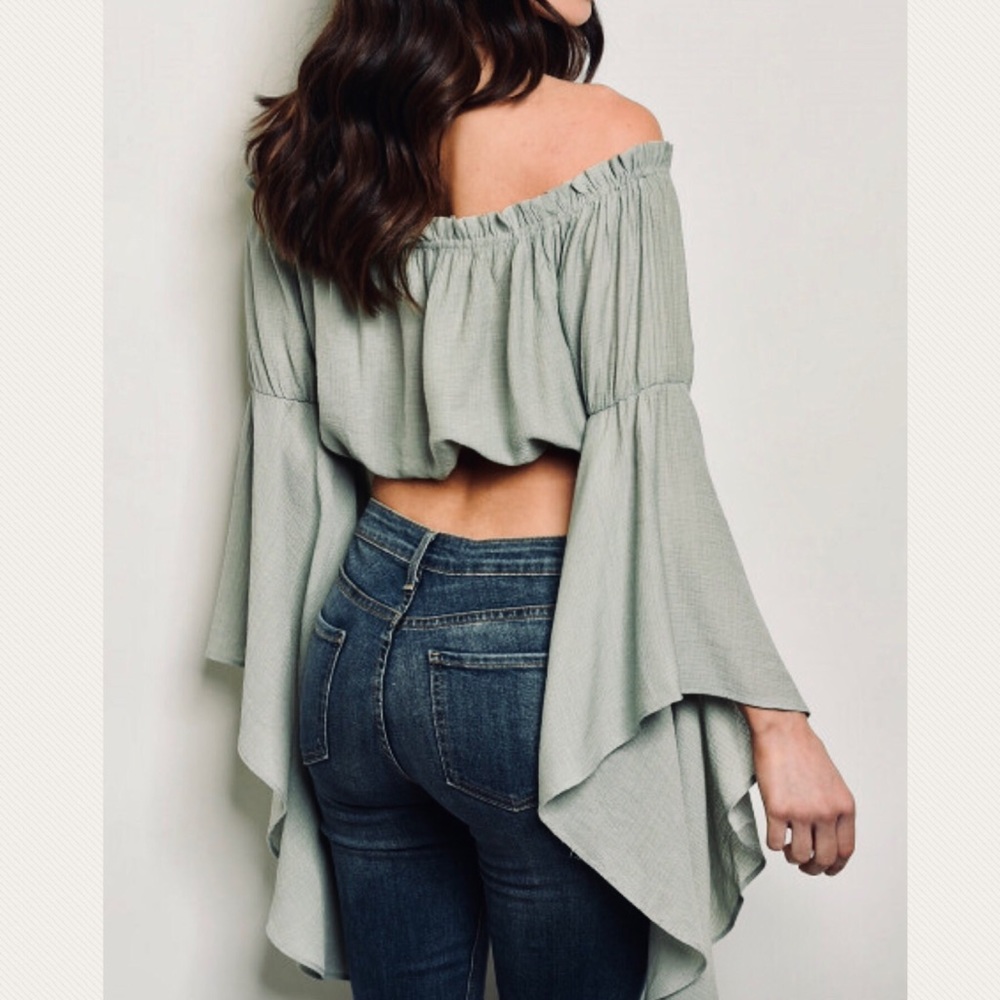 Maggie May papillon butterfly Sleeve peasant top - Picture 2 of 8
